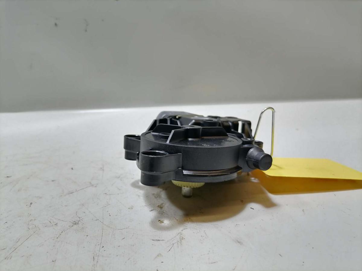 Ford fiesta JA8 original Fensterhebermotor vorn rechts Bj.2010